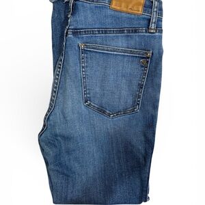 Madewell Women's Classic Blue Slim Jeans
